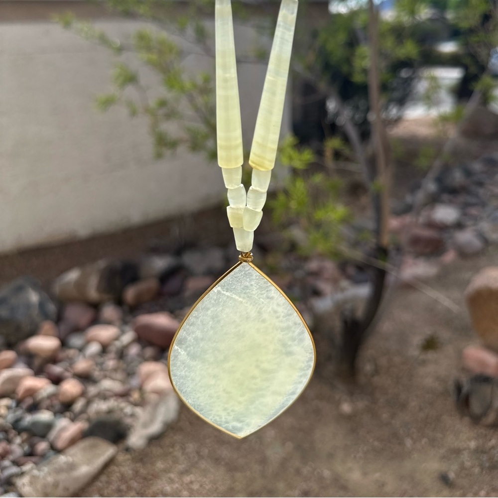 VTG Mid-Century Pale Green Quartz Crystal Bamboo Style Beaded Necklace Statement